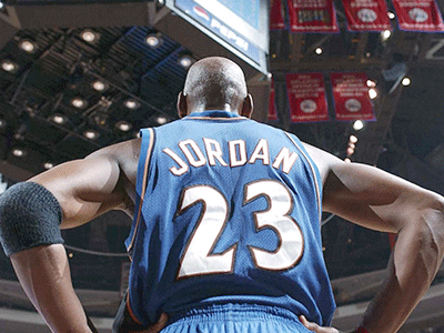 足球場(chǎng)上的你vs私下的你是誰